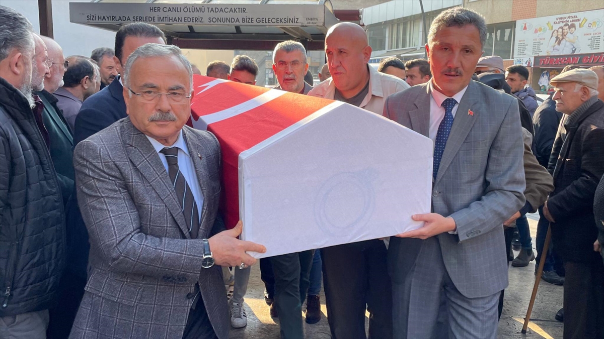 Ordu'da Köpeklerden Kaçarken Aracın Çarpması Sonucu Ölen İşçinin Cenazesi Defnedildi