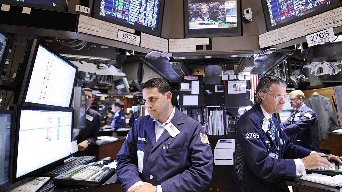 New York Borsası Düşüşle Açıldı