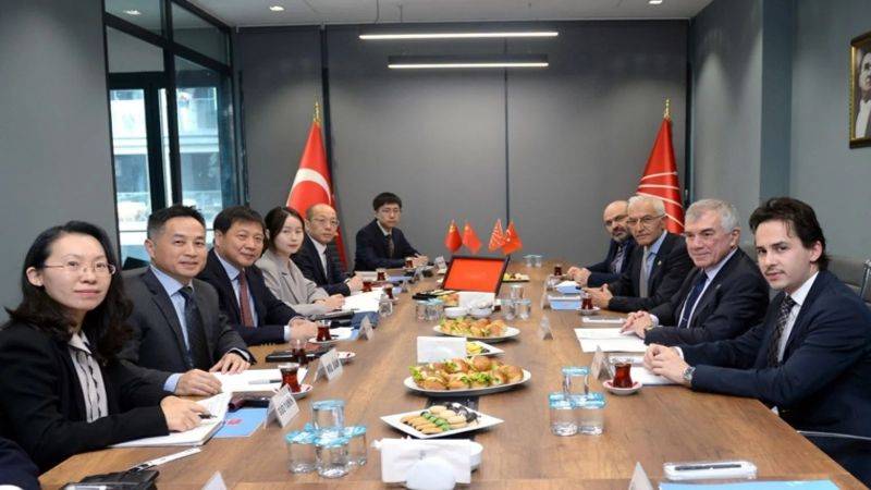 Çin Komünist Partisi'nden CHP'ye ziyaret