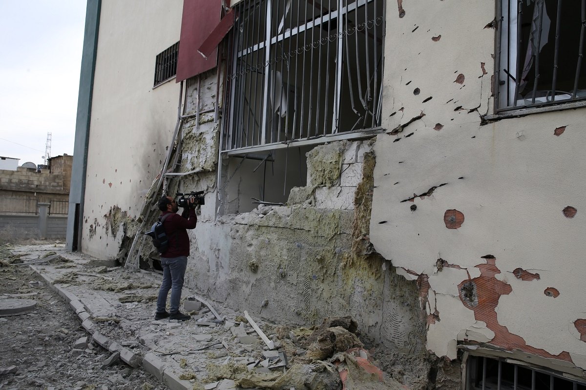 Gaziantep Karkamış’a 10 roket atıldı: Ölü ve yaralılar var