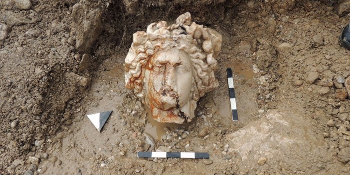 Aizanoi Halkının 1700 Yıllık Pagan Heykelleri Koca Çay'da Bulundu