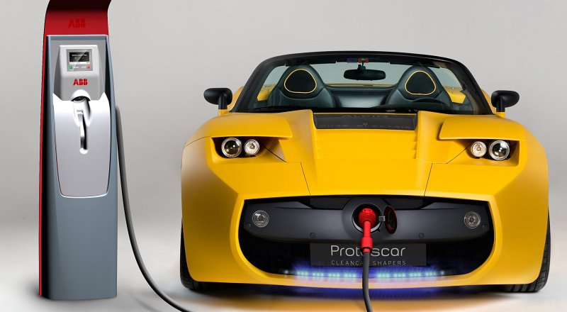 AB ÜLKELERİNDE ELEKTRİKLİ VE HİBRİT OTOMOBİLLERE DÜŞÜK HIZLARDA GİDERKEN SES ÇIKARTAN SİSTEM BULUNMASI ZORUNLU HALE GETİRİLDİ