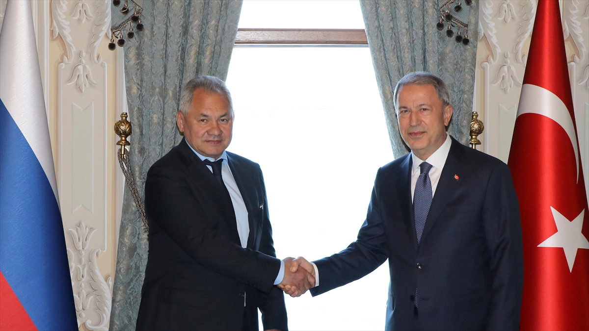 Bakan Akar İle Rus Mevkidaşı Şoygu Bölgesel Savunma Ve Güvenlik Konularını Görüştü