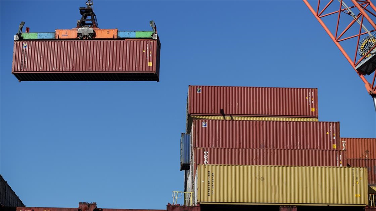 Konteyner Navlun Oranları Küresel Resesyonla Kovid-19 Öncesi Seviyeye Geri Dönüyor