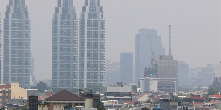 Endonezya'da Çevrecilerden Hükümete 'Hava Kirliliği' Davası