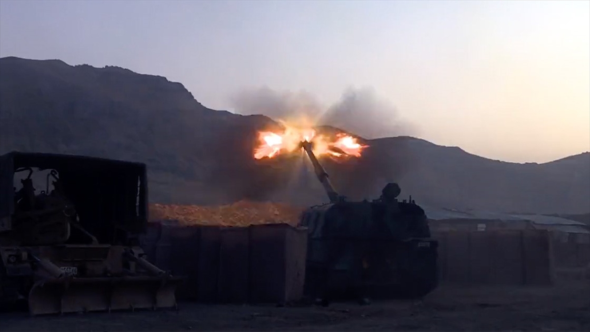 Msb, Terör Hedeflerinin Fırtına Obüsüyle Vurulma Görüntülerini Paylaştı