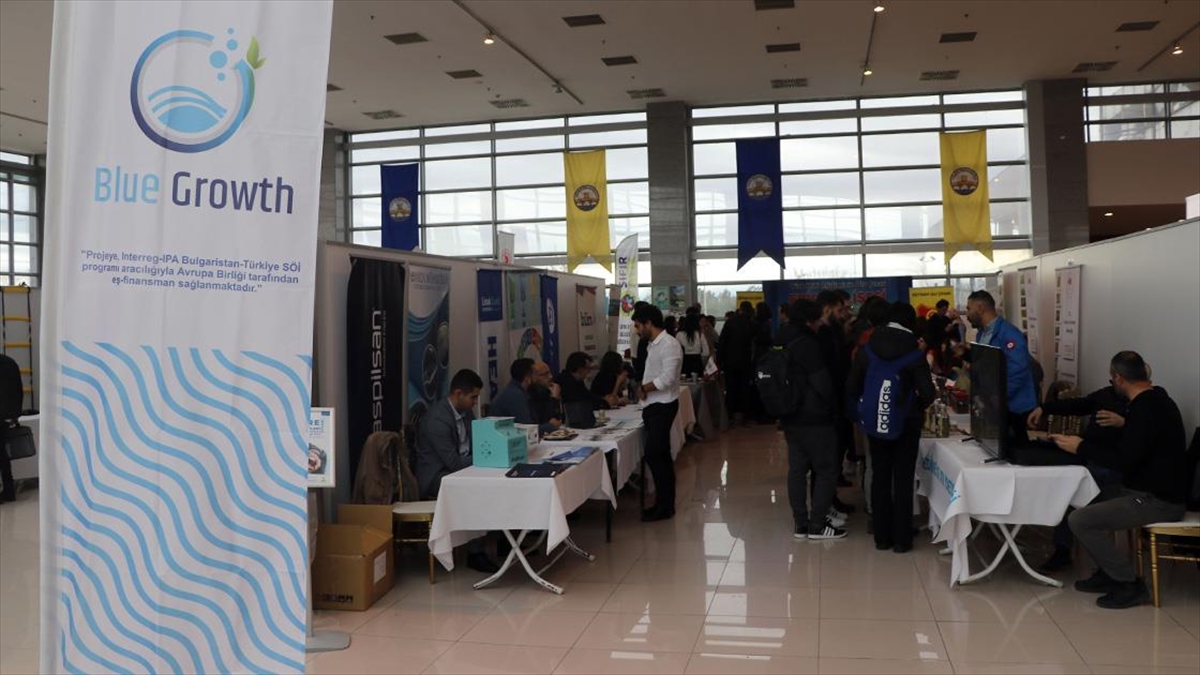 Anız Yakmak Topraktaki Faydalı Bakteri Ve Organik Maddeleri Yok Edip Verimi Düşürüyor