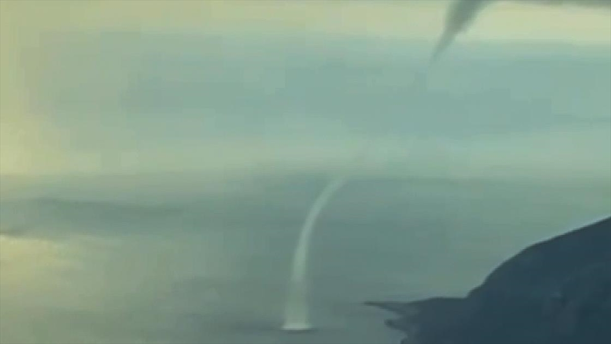 Antalya'da Denizde Hortum Oluştu