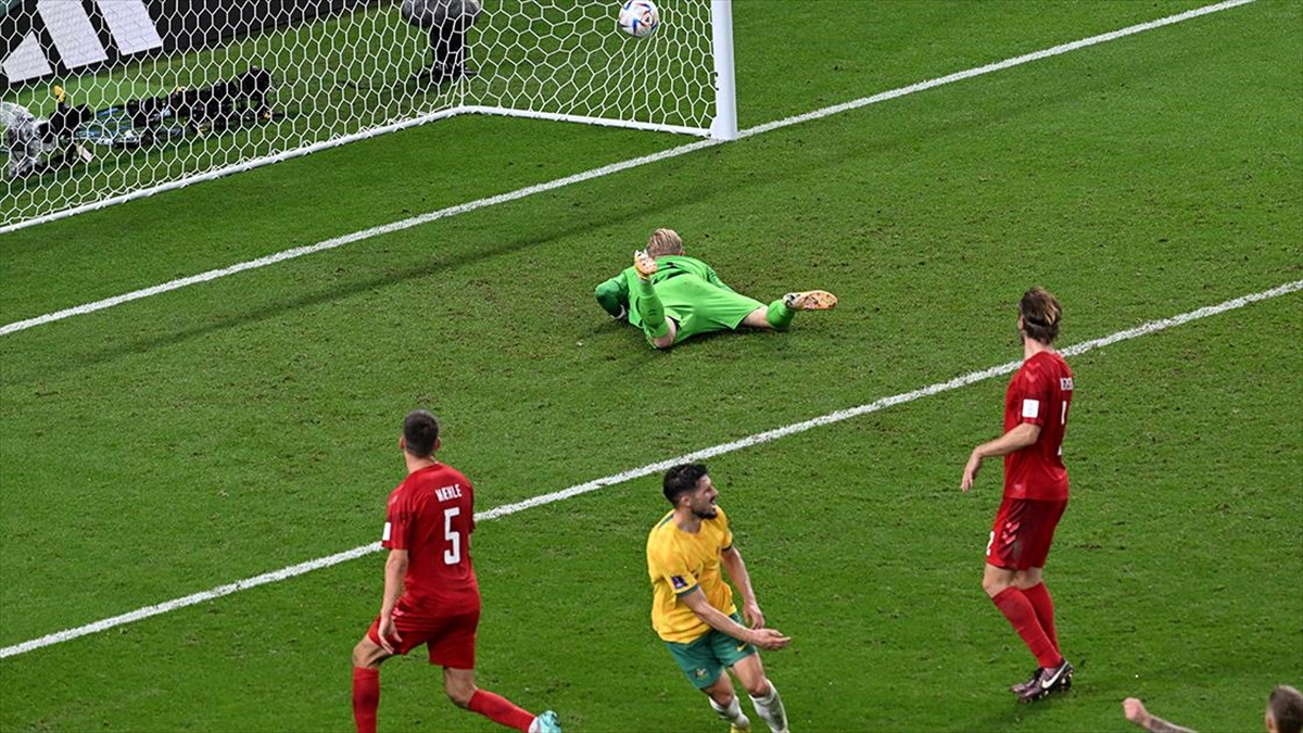 Avustralya Son 16 Turuna Yükseldi