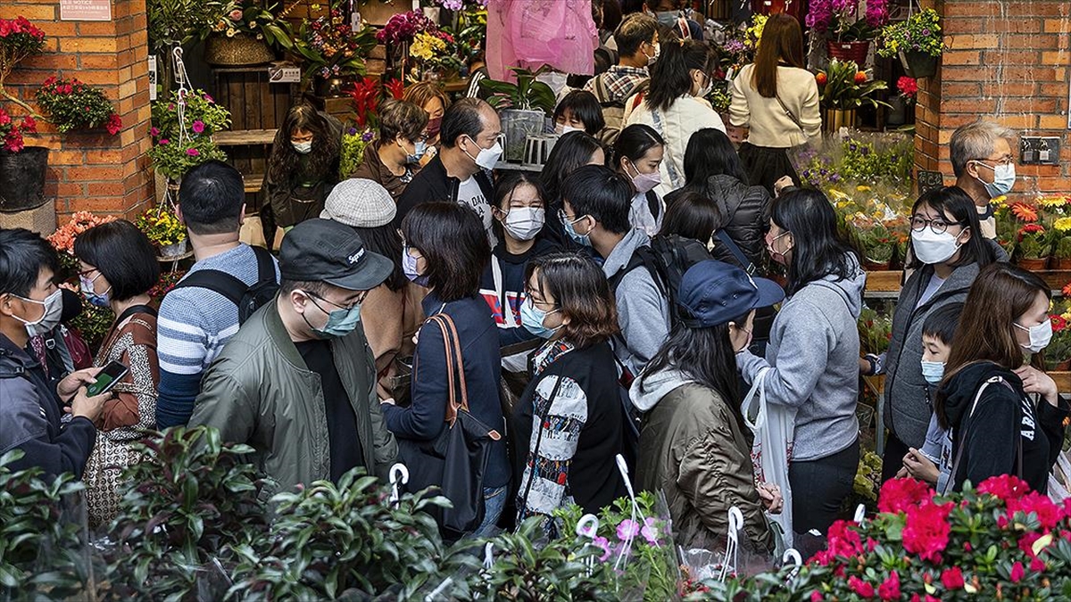 Hong Kong'da Günlük Kovid-19 Vaka Sayısı Eylülden Bu Yana İlk Kez 10 Bini Aştı