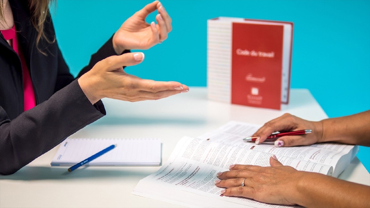 Dünya Genelinde Kadınlar Erkeklere Göre Yaklaşık Yüzde 25 Az Kazanıyor