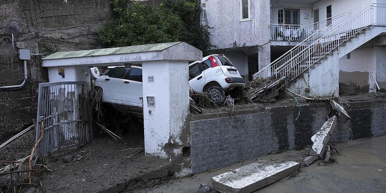 İtalya'da Ölenlerin Sayısı 11'e Çıktı