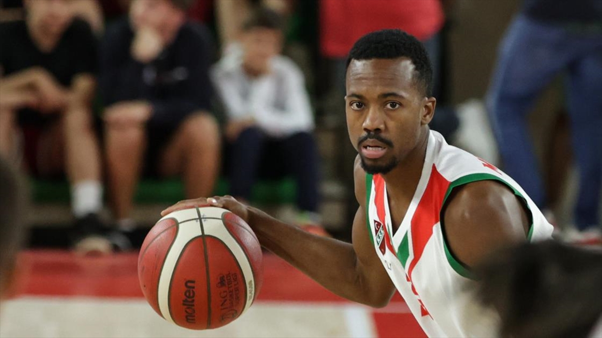 Pınar Karşıyakalı Basketbolcu Errick Mccollum'dan İzmir'e Basketbol Övgüsü