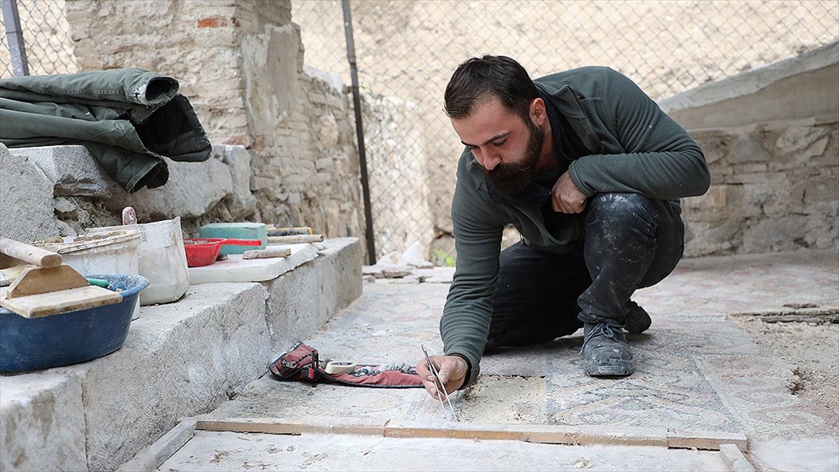 Myrleia Antik Kenti'nde Yapılan Sondaj Kazılarında 2022 Etabının Sonuna Gelindi