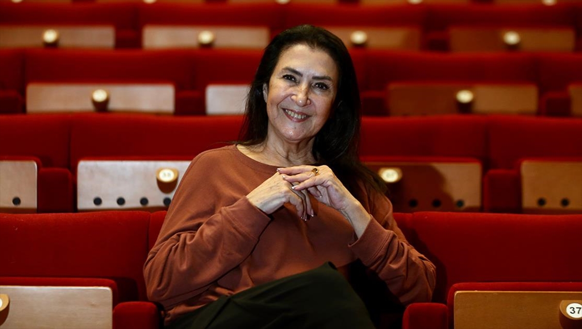 Melihat Gülses, Türk Müziğinin Dününü Ve Bugününü Anlattı