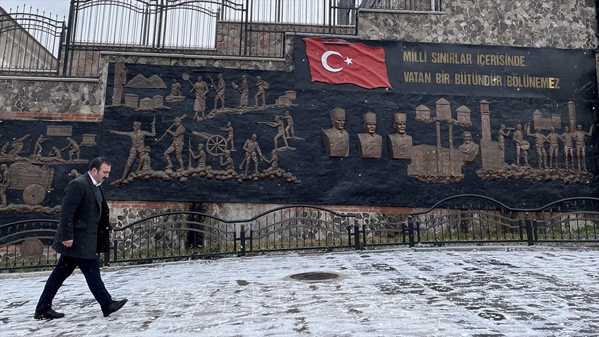 Doğu Anadolu'da Kar Yağışı Ve Soğuk Hava Etkili Oldu