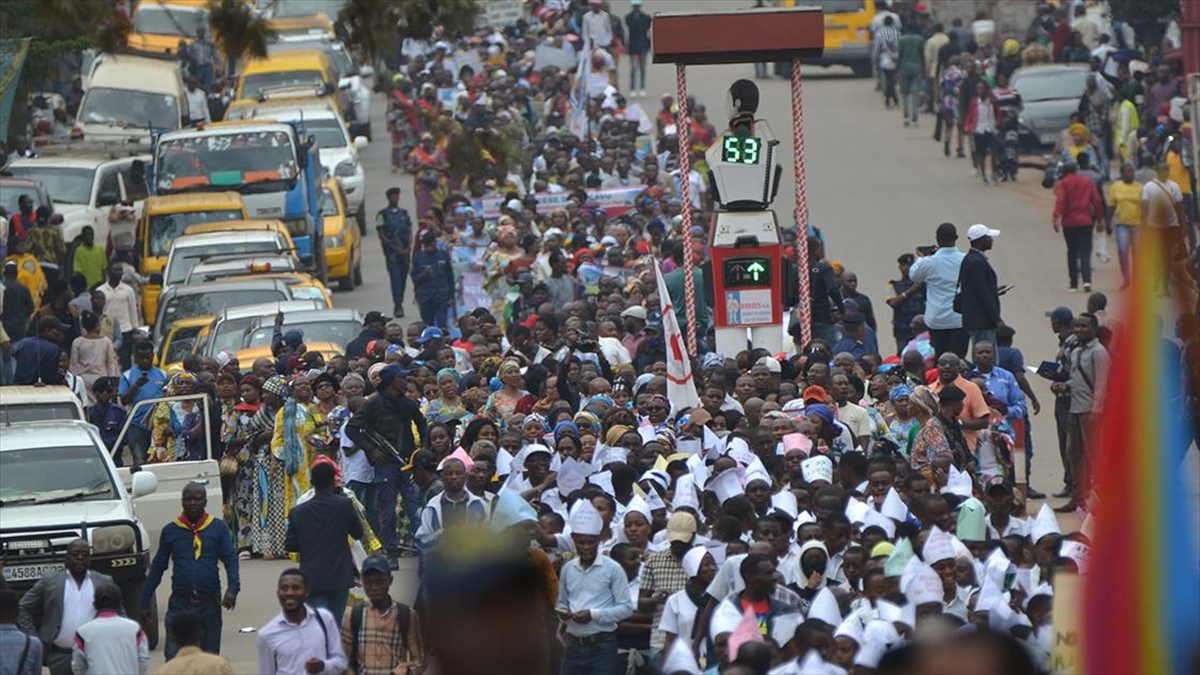 Zengin Yer Altı Kaynaklarına Sahip Kongo Demokratik Cumhuriyeti İstikrarsızlıktan Kurtulma Arayışında