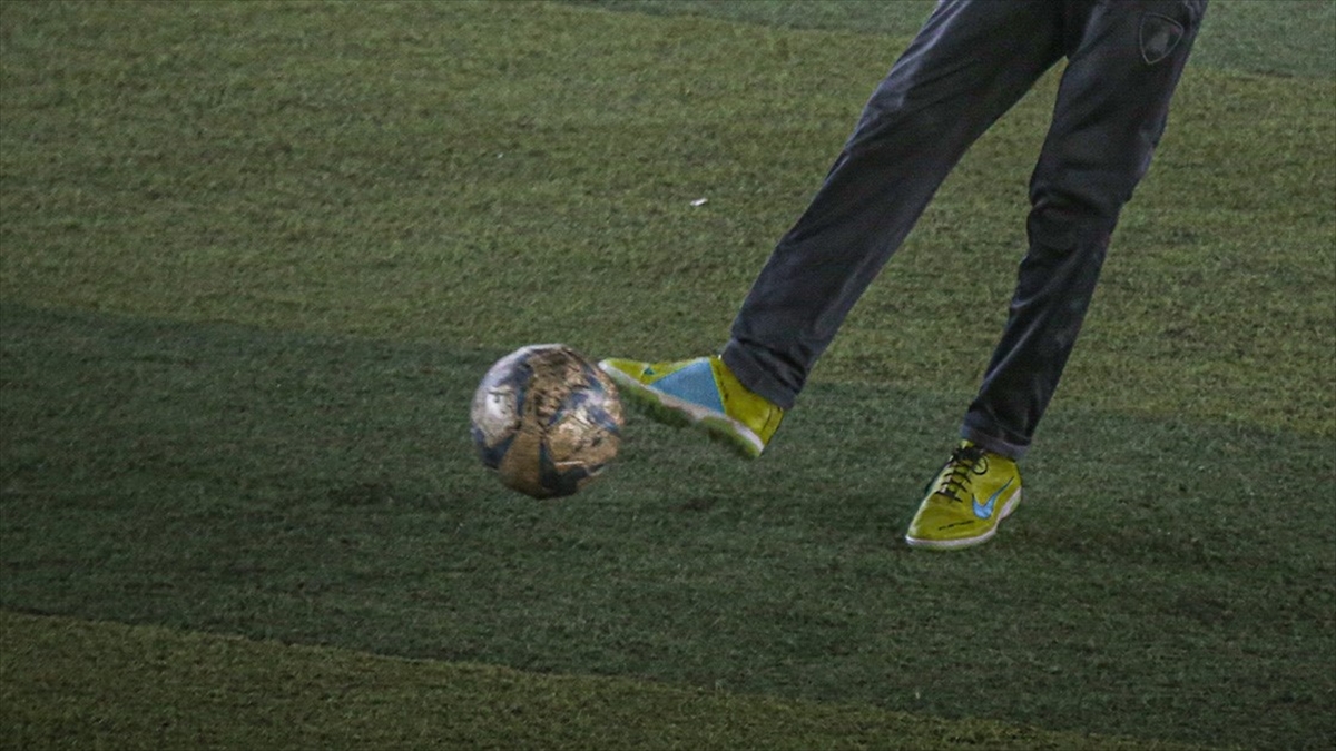 Esed Rejimi Kontrolündeki Bölgelerde Futbol Ve Basketbol Maçlarına 'yakıt Krizi' Engeli