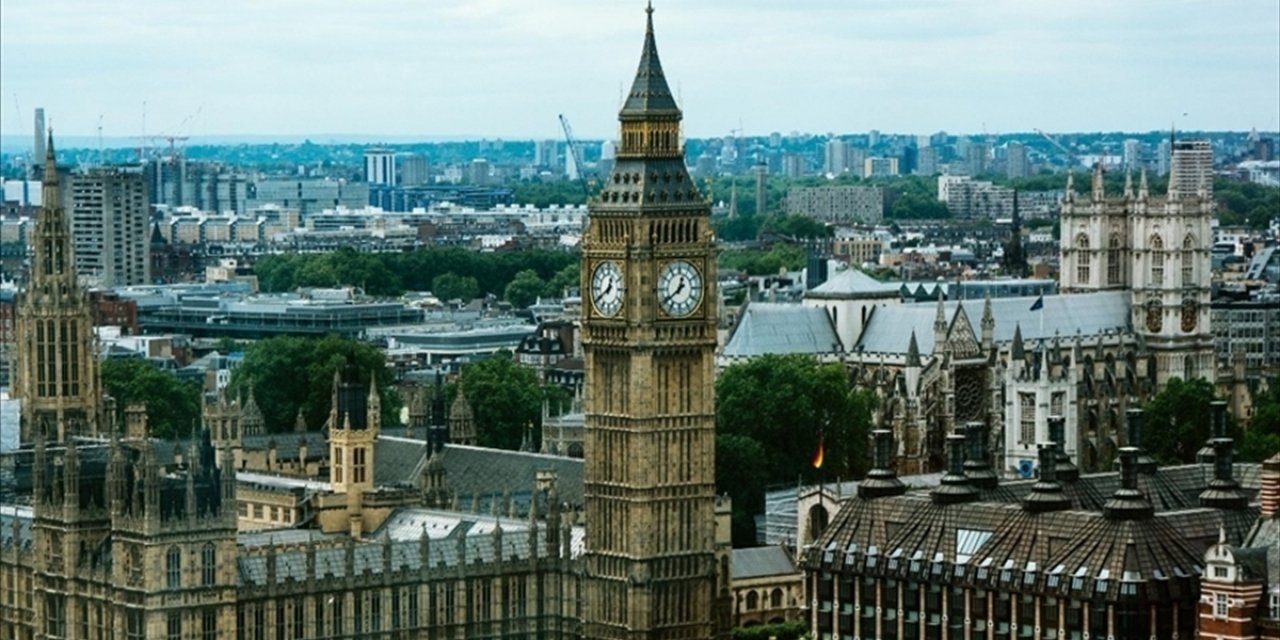 İngiltere’de Konut Fiyatları Son 14 Yılın En Sert Düşüşünü Kaydetti