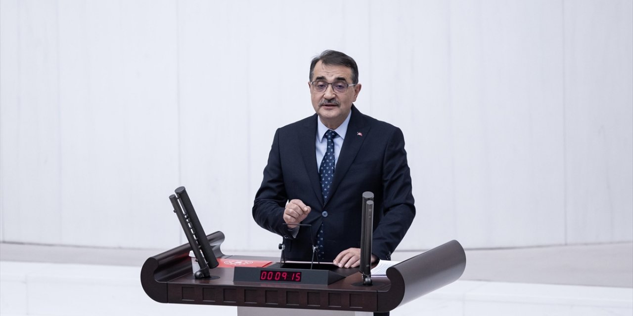 Bakan Dönmez:  Üçüncü Ülke Konumundayız