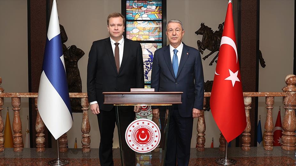 Milli Savunma Bakanı Akar, Finlandiya Savunma Bakanı Kaikkonen İle Görüştü