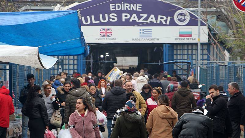 Edirne Esnaf Odası Başkanı: Bulgar turistler gördüğü her şeyi satın alıyor