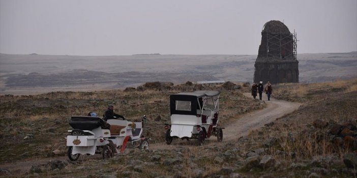 Ani Ören Yeri'ni Elektrikli Faytonla Bir Yılda Yaklaşık 15 Bin Kişi Gezdi
