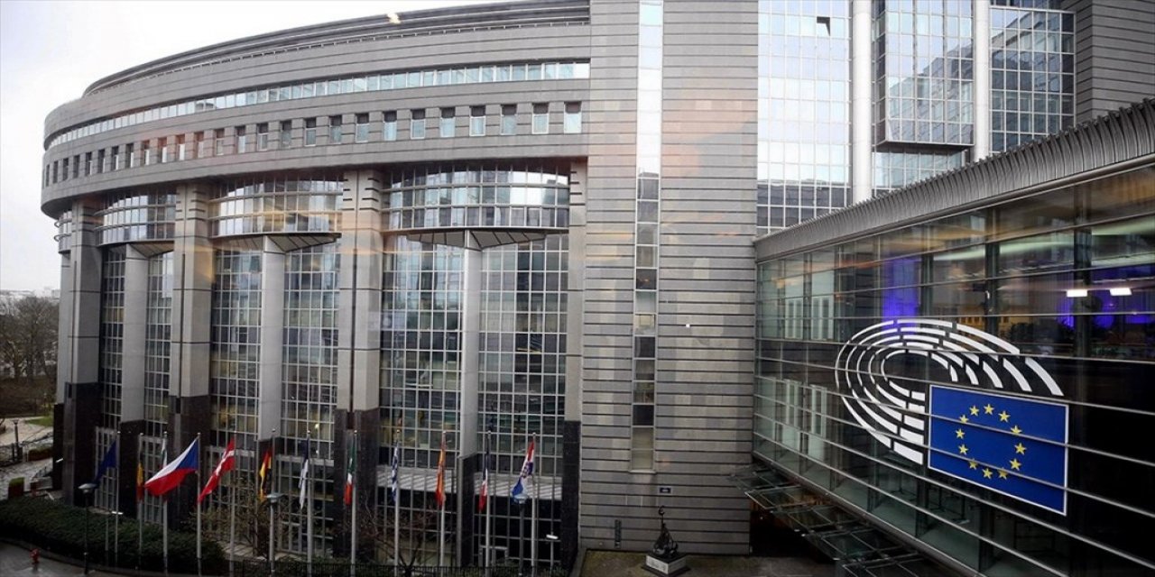 Ap Yolsuzluk Soruşturmasının Ardından Reformlara Hazırlanıyor