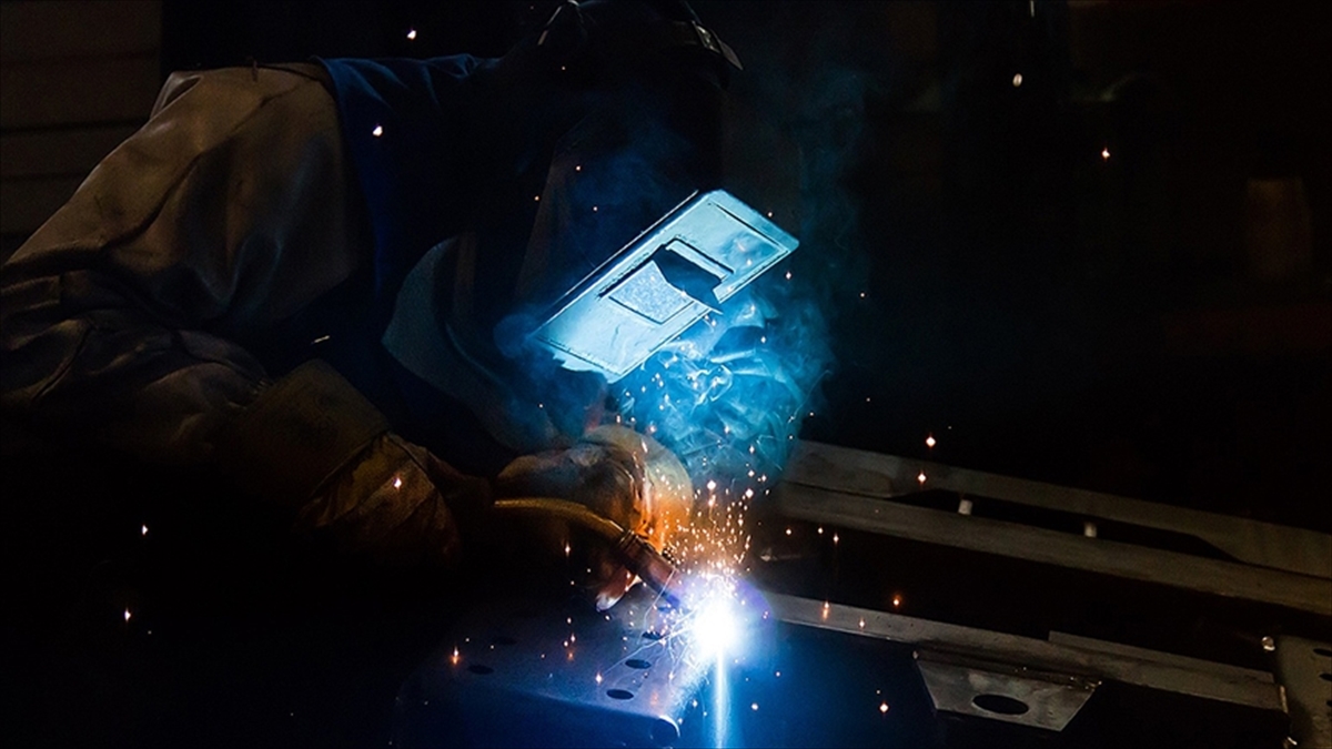 AB, Sanayisinin Rekabet Gücünü Artırmak İstiyor