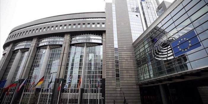 Ap'deki Yolsuzluk Şüphesi Nedeniyle Yunan Milletvekilinin Parti Üyeliği Askıya Alındı