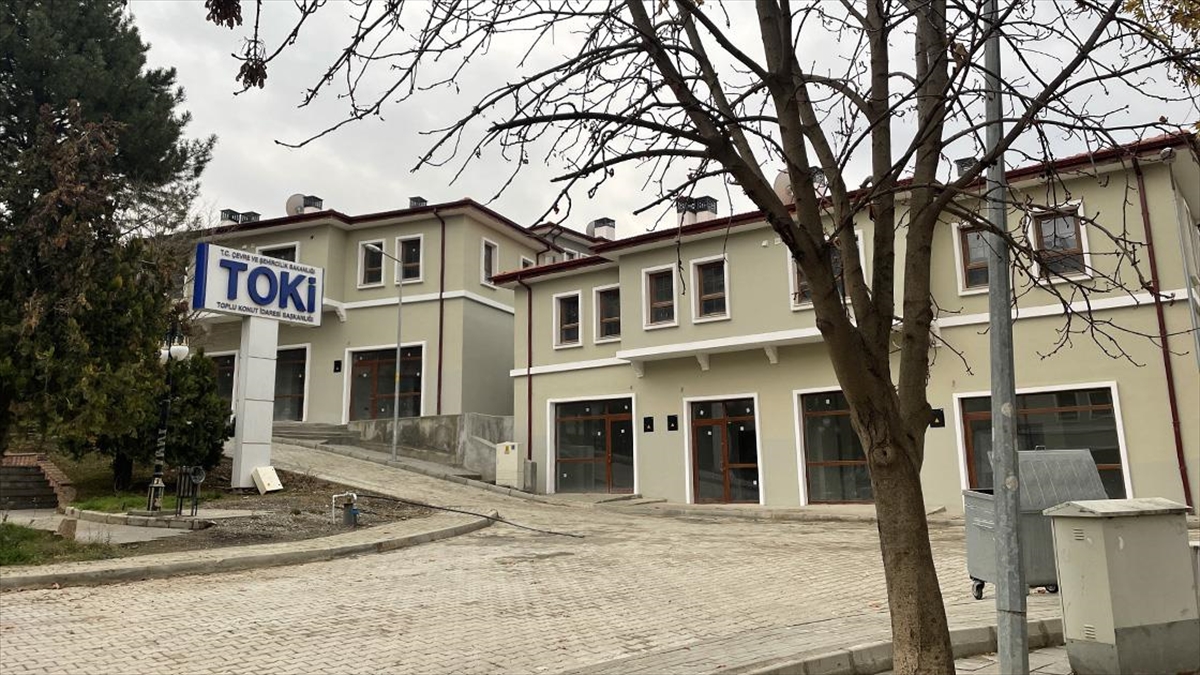 Depremin Etkilediği Doğanyol'da Vatandaşlar Modern Konutlarına Kavuştu