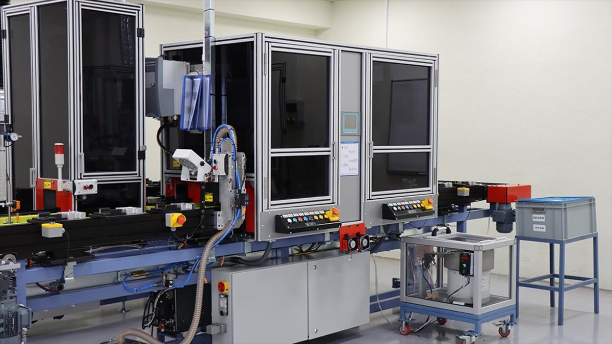 Bursalı Firma Elektrikli Araçlara Düşük Hızda "suni Motor Sesi" Veren Cihaz Geliştirdi