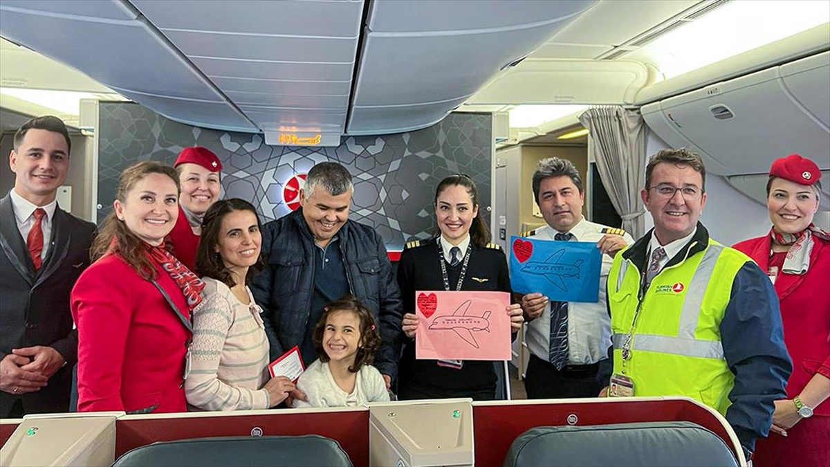 Thy Havacılık Meraklısı Serebral Palsili İnci'yi Uçakla Tanıştırdı