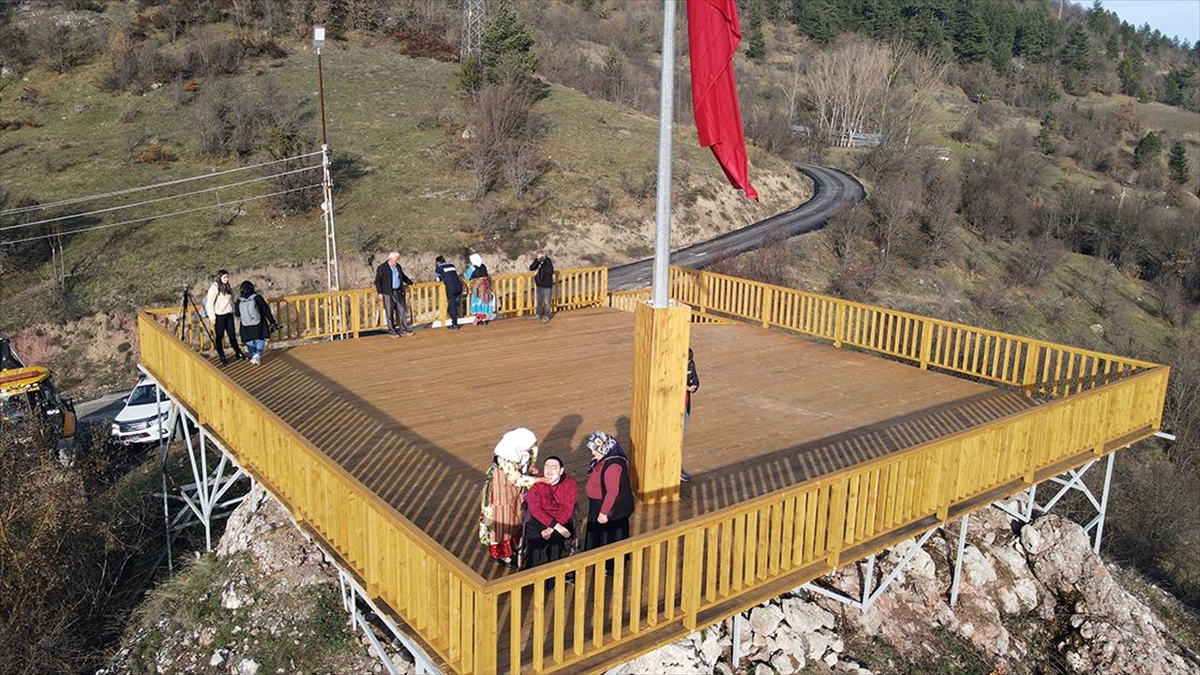 Anne Ve Engelli Oğlu İçin Seyir Terası Yapıldı