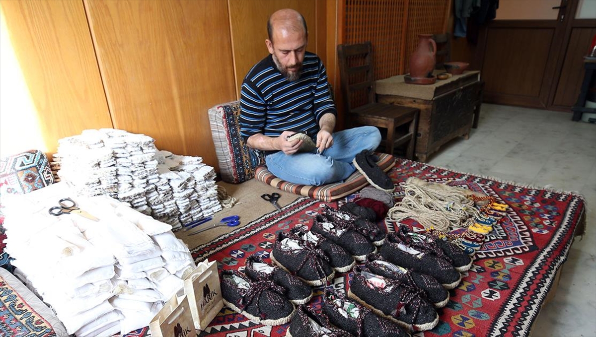 Bitlis'teki Son Harik Ustası, Mesleğini 25 Yıldır Yaşatmaya Çalışıyor