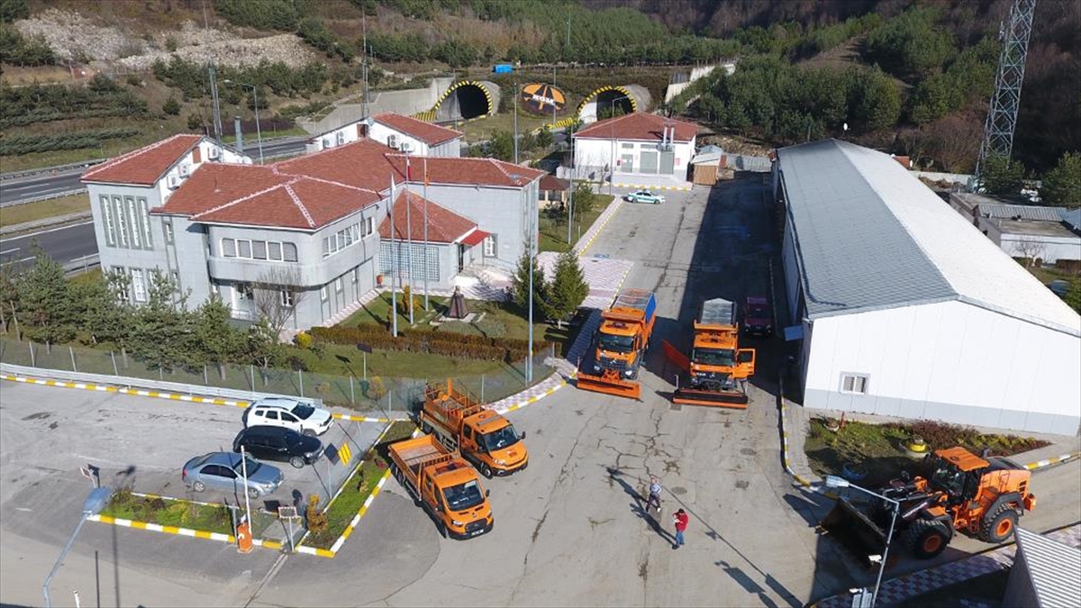 "Kar Kaplanları" Bolu Dağı Tüneli'nde Kış Mesaisine Hazır