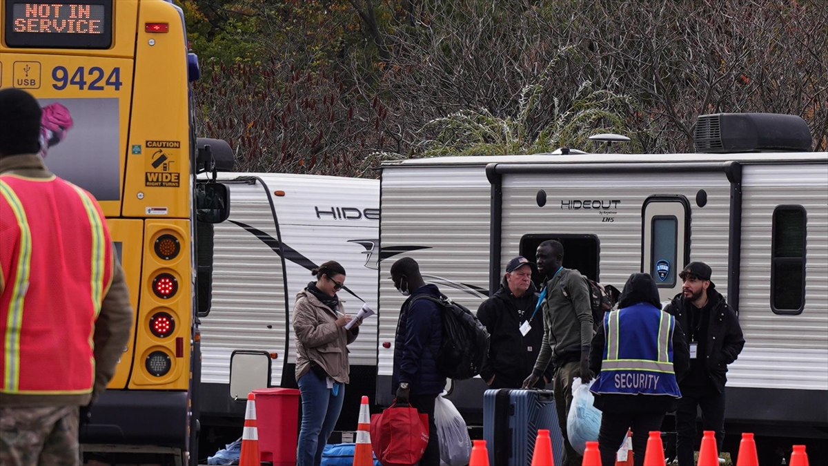 New York, 42. Maddenin Kaldırılması Sonrası Yasa Dışı Göçmen Akınından Endişeli