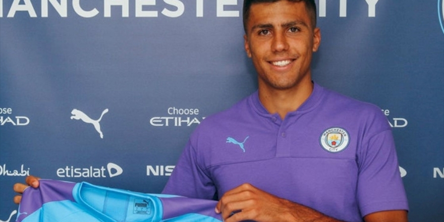 Manchester City, Rodrigo'yu Transfer Etti