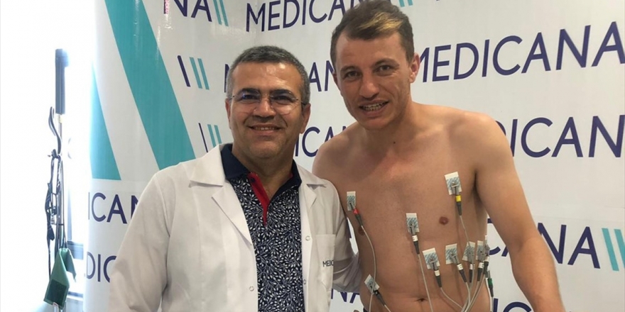 Sivasspor'da Ziya Erdal Sağlık Kontrolünden Geçirildi