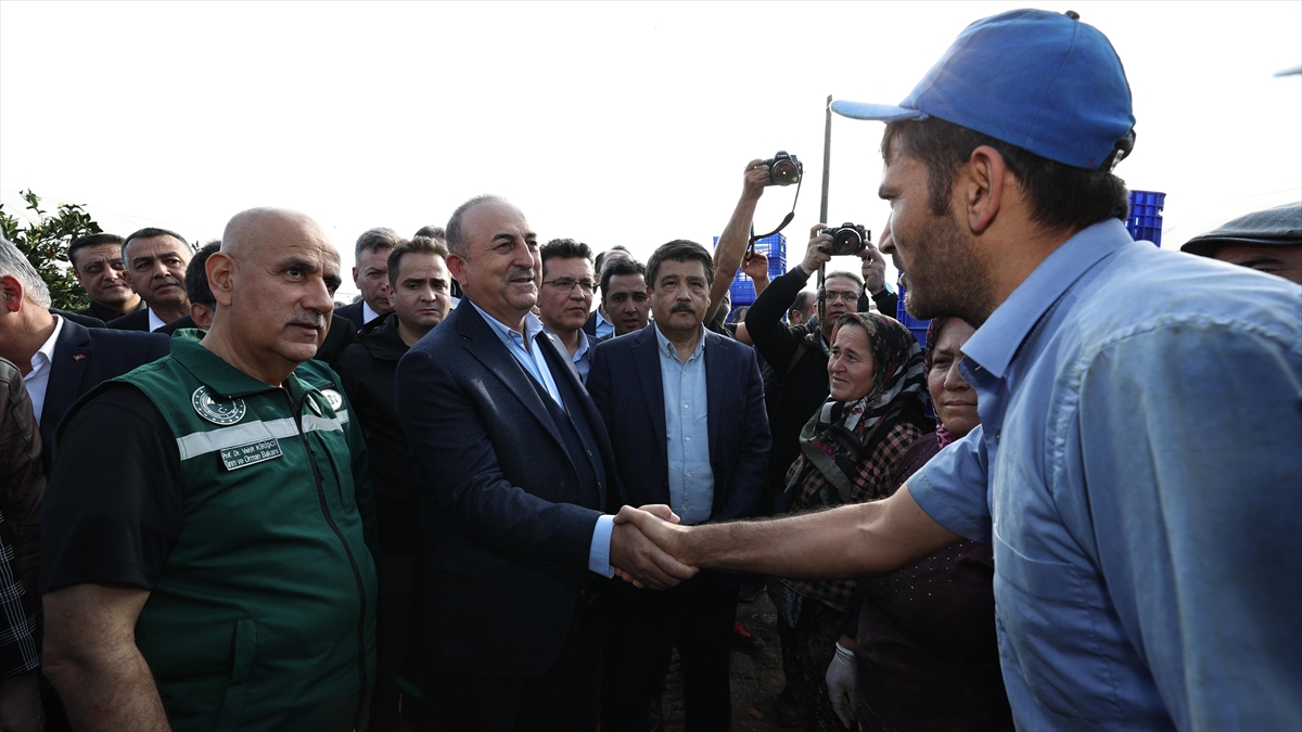 Bakanlar Çavuşoğlu İle Kirişci, Antalya'da Sel Bölgesindeki Çalışmaları İnceledi