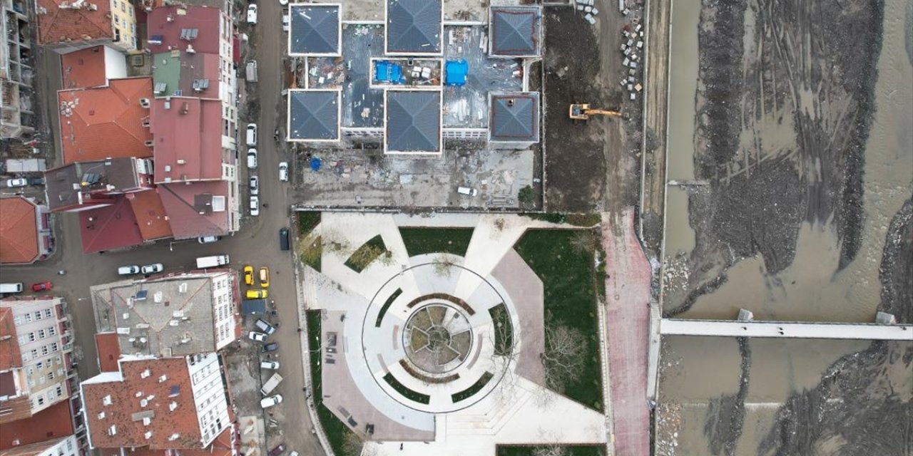 Selin Vurduğu Bozkurt Yeni Meydanına Kavuşuyor