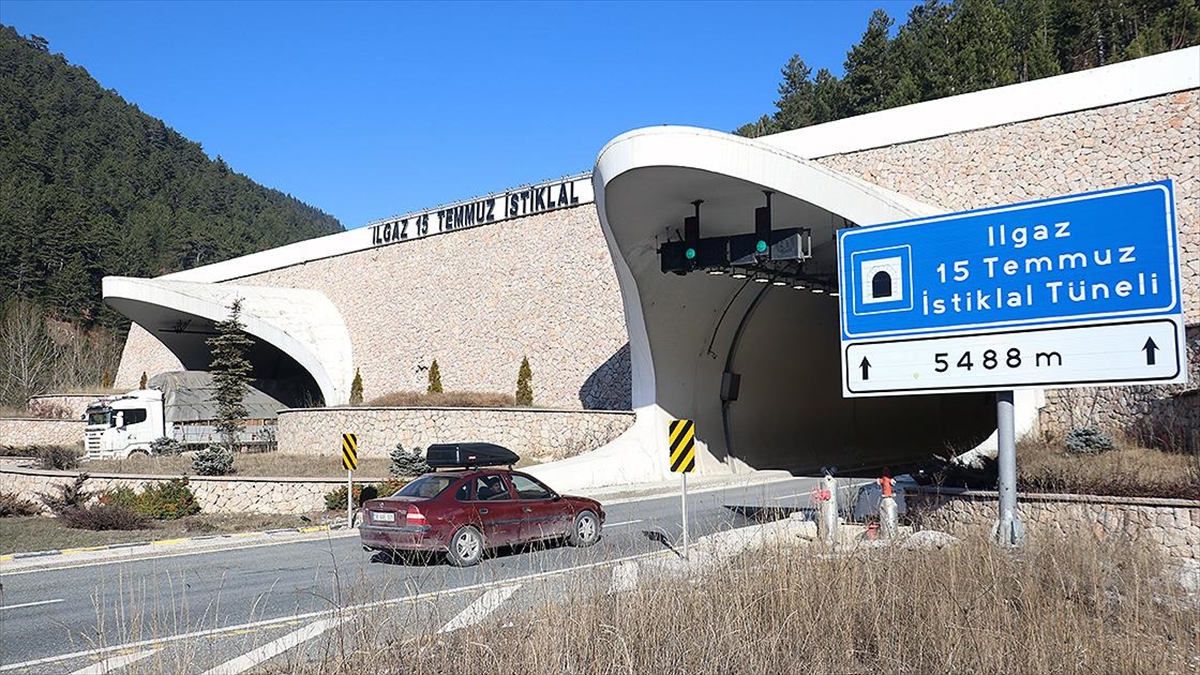 Ilgaz Dağı'na Yapılan Tünel Sürücülere Büyük Kolaylık Sağlıyor