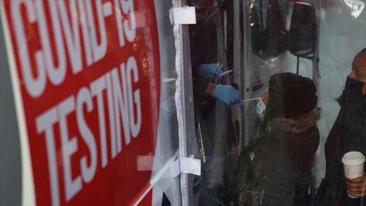 AB, Çin'den Gelenlere Kovid-19 Testini Şimdilik Zorunlu Kılmayacak