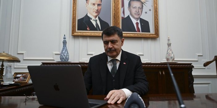 Ankara Valisi Şahin'in Tercih Ettiği Fotoğraf "yangın Müdahalesi" Oldu