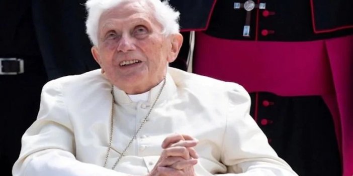 Eski Papa 16. Benedikt yaşamını yitirdi