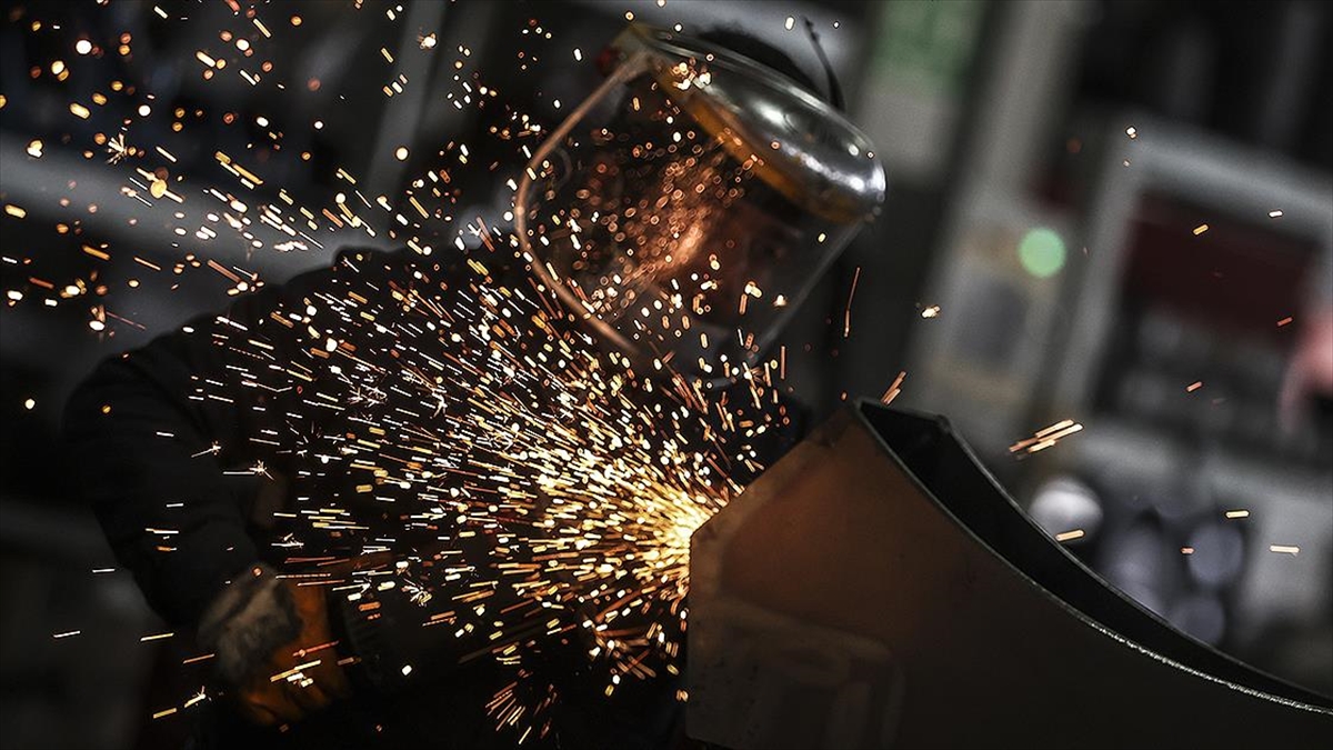 İşkur 2022'de 1 Milyon 400 Bin Kişiyi İşle Buluşturdu