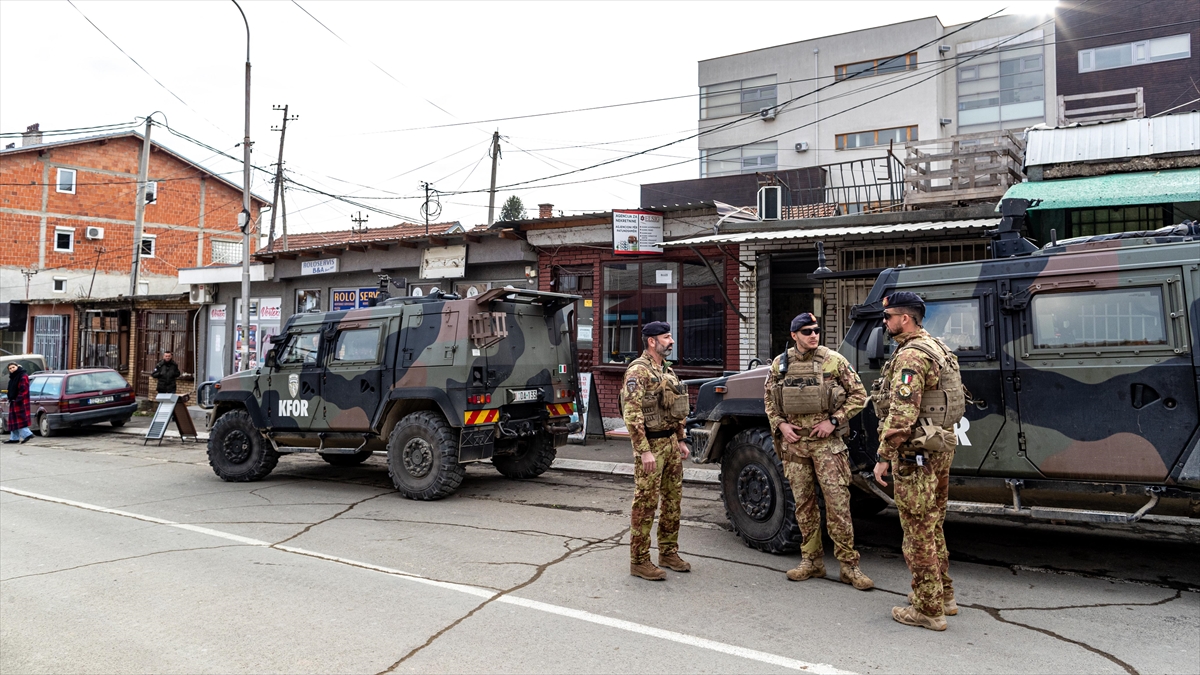 Nato'nun Kosova'daki Barış Gücünden "barikat" Açıklaması