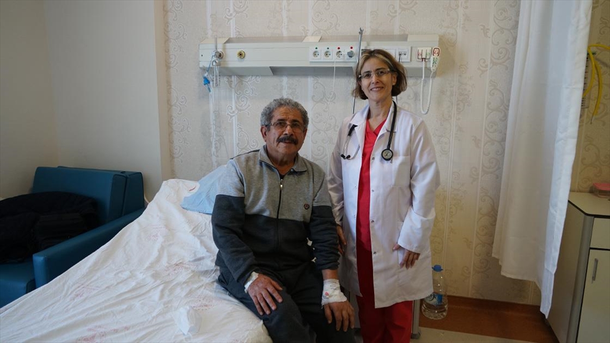 Hastaneden İzin Alıp Katıldığı Toki Kura Çekiminde Ev Sahibi Oldu