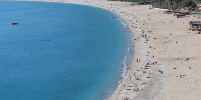 Antalya Ve Muğla'ya 2022'de 16 Milyonun Üzerinde Turist Geldi