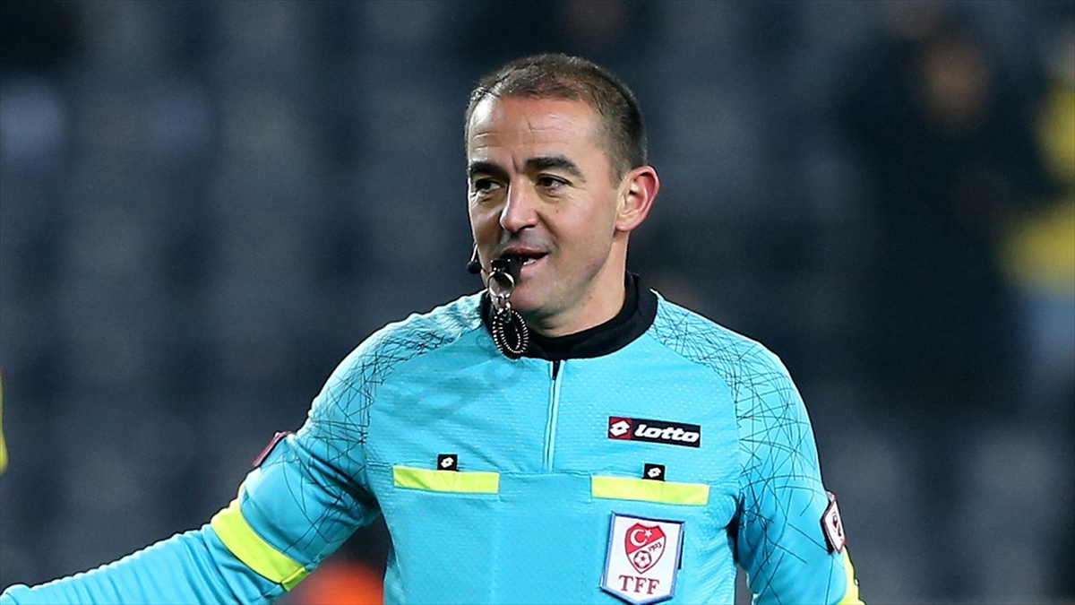 Sivasspor-galatasaray Maçının Var Hakemi Özgüç Türkalp Kariyerini Noktaladı